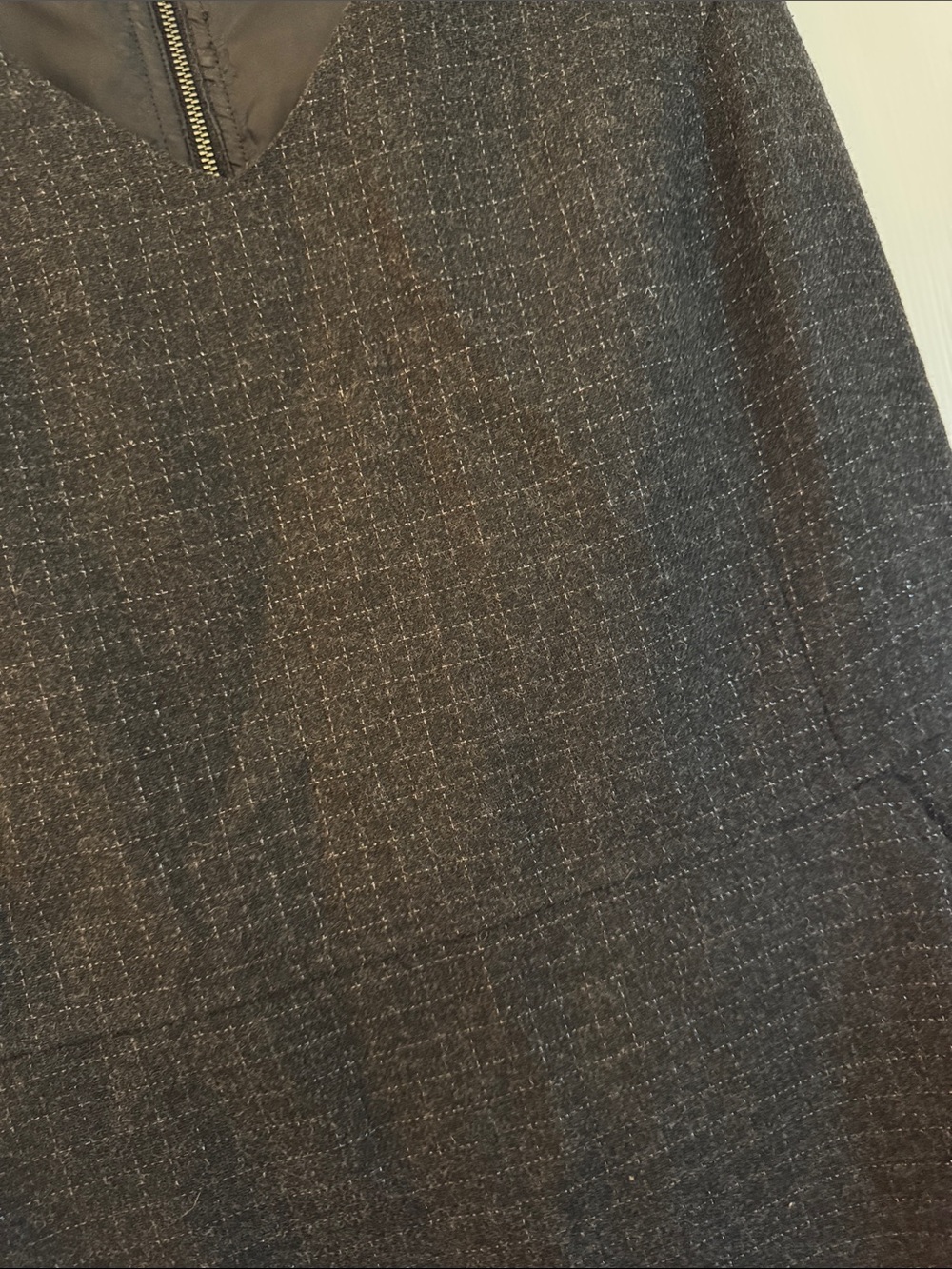 GAP Black Textured Woolblend Sleeveless Midi Sheath Dress with Pockets - Picture 4 of 8